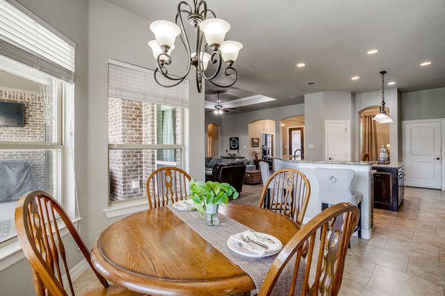 531 Parker Oaks Lane, Weatherford, TX 76087