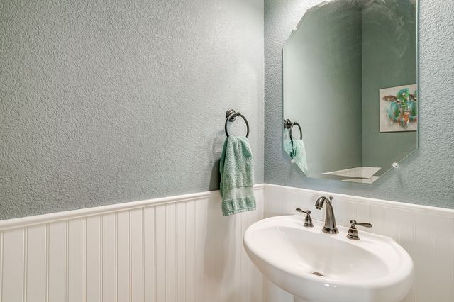 531 Parker Oaks Lane, Weatherford, TX 76087