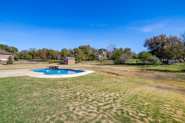 531 Parker Oaks Lane, Weatherford, TX 76087