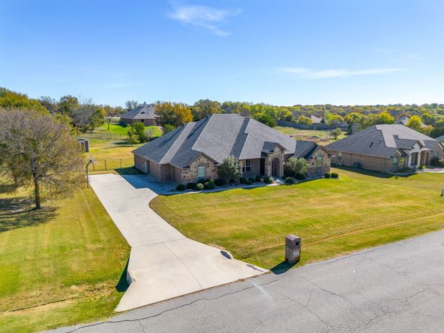 531 Parker Oaks Lane, Weatherford, TX 76087