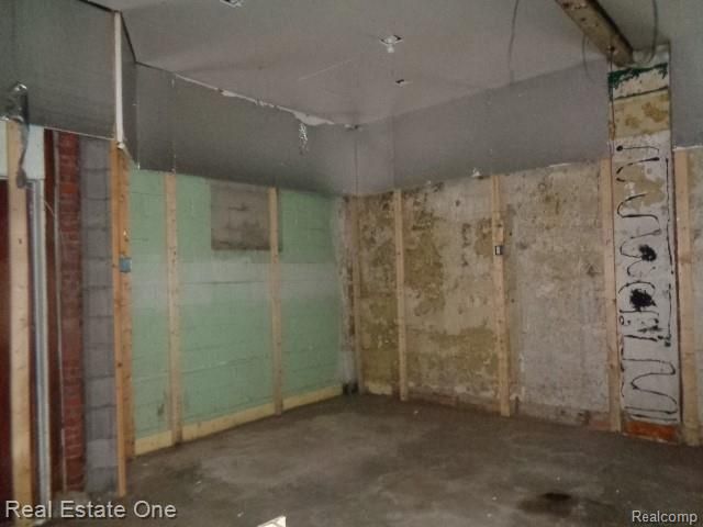 2701 Puritan Street, Detroit, MI 48238