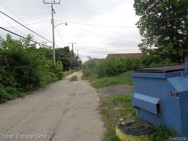 2701 Puritan Street, Detroit, MI 48238