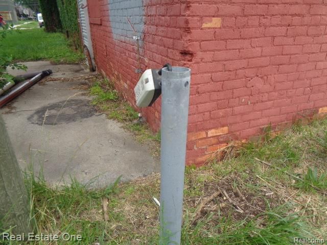 2701 Puritan Street, Detroit, MI 48238