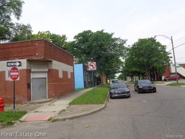 2701 Puritan Street, Detroit, MI 48238