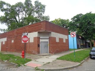 2701 Puritan Street, Detroit, MI 48238