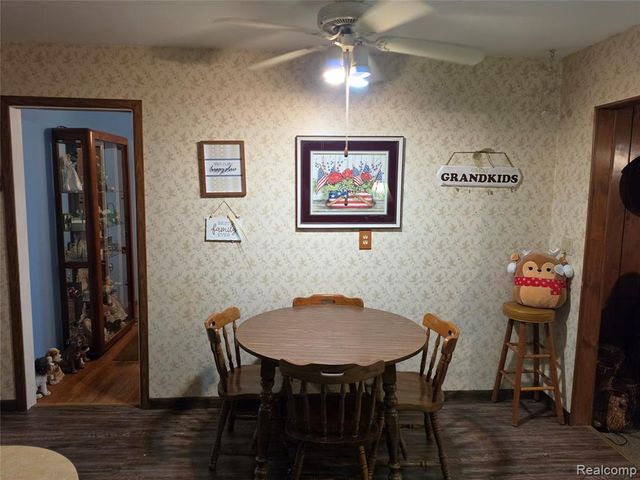 27882 Sutherland Drive, Warren, MI 48088
