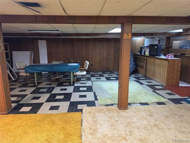 27882 Sutherland Drive, Warren, MI 48088