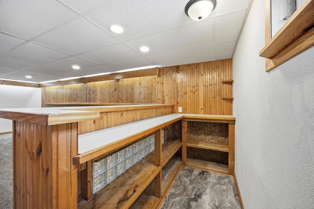 2204 7th Street S, Moorhead, MN 56560