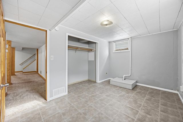 2204 7th Street S, Moorhead, MN 56560