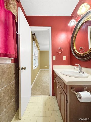 930 Maplewood, Tuscaloosa, AL 35405