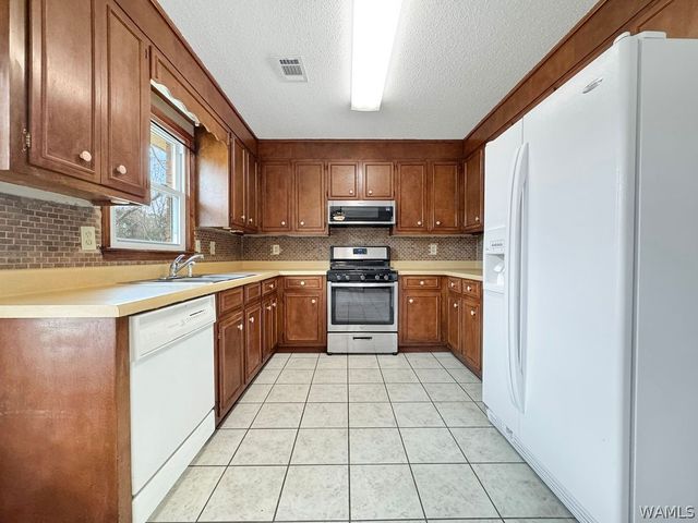 930 Maplewood, Tuscaloosa, AL 35405