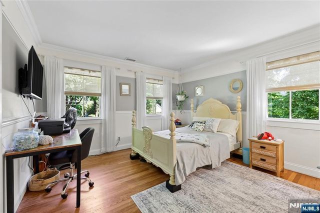 734 Willow Run, Wyckoff, NJ 07481