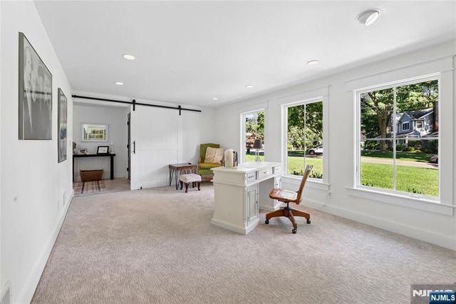 734 Willow Run, Wyckoff, NJ 07481