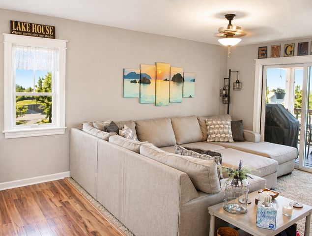 3153 Hickory Drive, Ellston, IA 50074