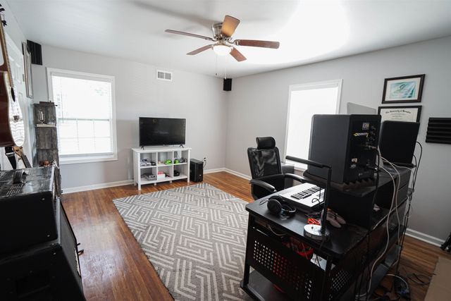 1185 WHEATON ST, Memphis, TN 38117