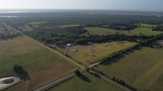 118 Dickey Road, Sadler, TX 76264