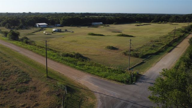 118 Dickey Road, Sadler, TX 76264
