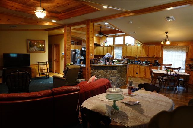 118 Dickey Road, Sadler, TX 76264