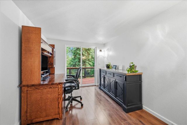261 Glenbrook Dr, Grass Valley, CA 95945