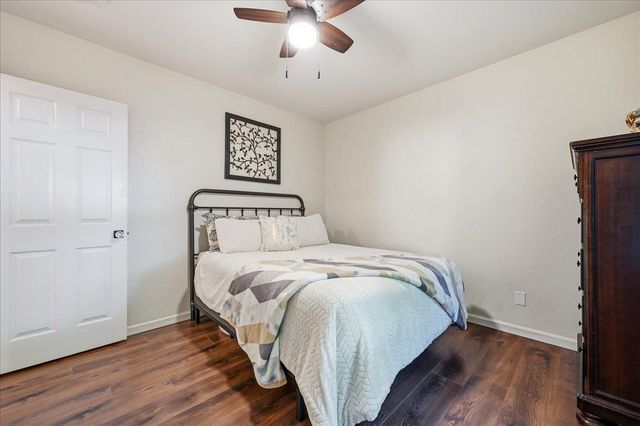 261 Glenbrook Dr, Grass Valley, CA 95945