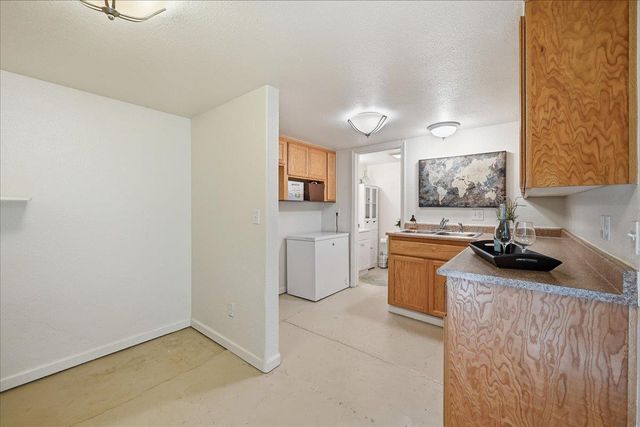 261 Glenbrook Dr, Grass Valley, CA 95945