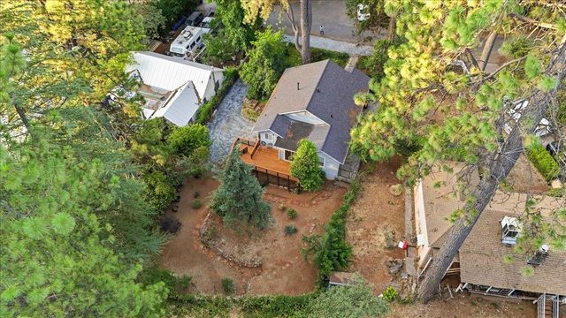261 Glenbrook Dr, Grass Valley, CA 95945
