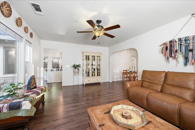 261 Glenbrook Dr, Grass Valley, CA 95945
