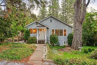 261 Glenbrook Dr, Grass Valley, CA 95945