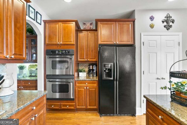 513 Black Canyon Park, Canton, GA 30114