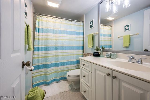 4203 Bay Beach LN 4E, Fort Myers Beach, FL 33931