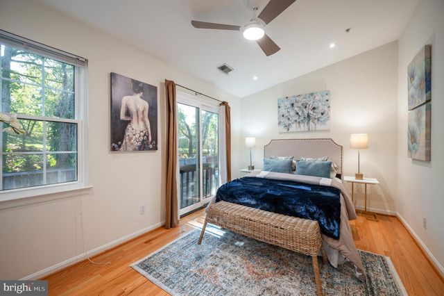 122 SANBORN PL, Alexandria, VA 22305
