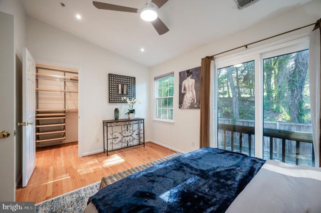 122 SANBORN PL, Alexandria, VA 22305