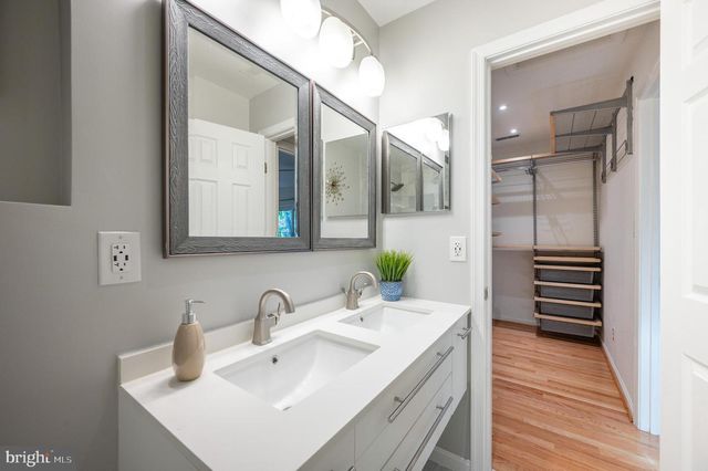 122 SANBORN PL, Alexandria, VA 22305
