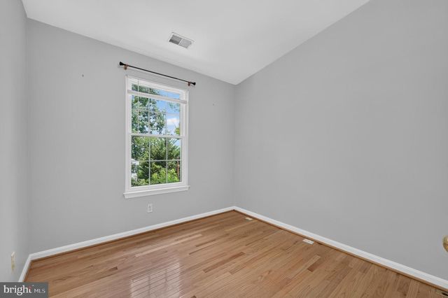 122 SANBORN PL, Alexandria, VA 22305