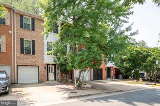 122 SANBORN PL, Alexandria, VA 22305