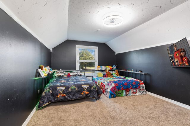 24801 S 622 Road, Grove, OK 74344