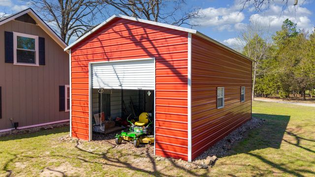 24801 S 622 Road, Grove, OK 74344