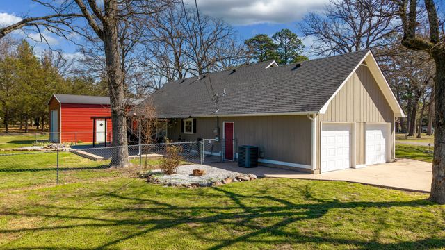 24801 S 622 Road, Grove, OK 74344