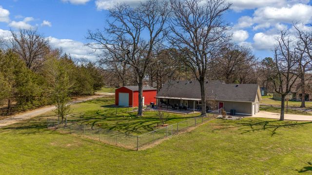 24801 S 622 Road, Grove, OK 74344