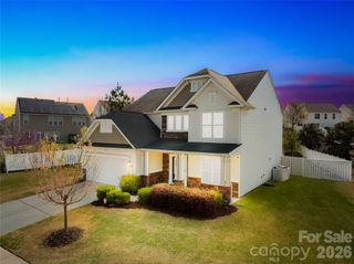 6634 Coral Rose Road, Charlotte, NC 28277