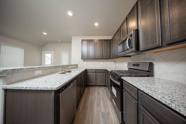 5615 James Michael Drive, Rosharon, TX 77583