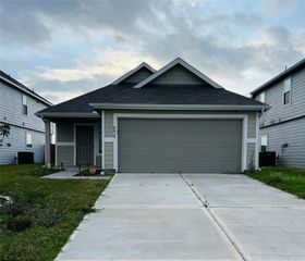 5615 James Michael Drive, Rosharon, TX 77583