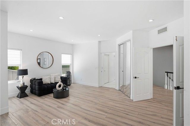 7600 Southby, West Hills (los Angeles), CA 91304