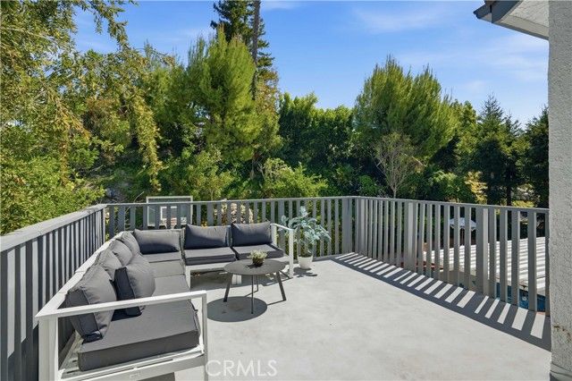 7600 Southby, West Hills (los Angeles), CA 91304