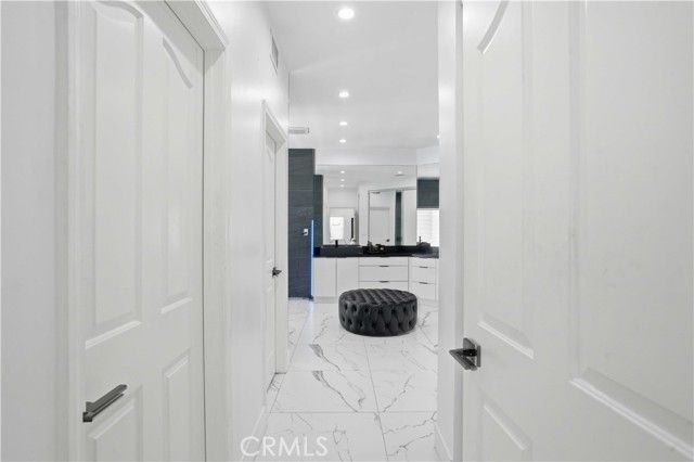 7600 Southby, West Hills (los Angeles), CA 91304