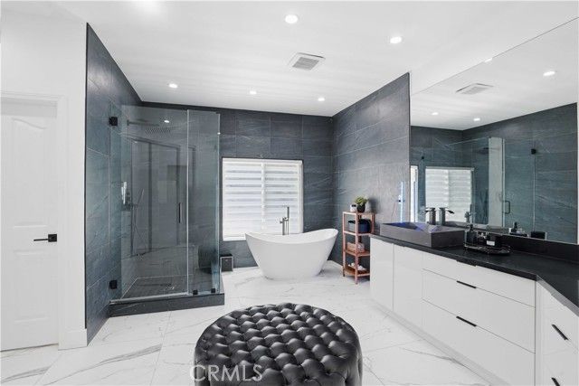 7600 Southby, West Hills (los Angeles), CA 91304