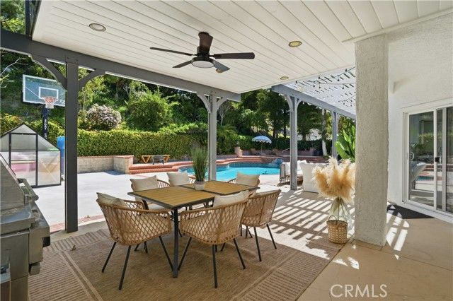 7600 Southby, West Hills (los Angeles), CA 91304