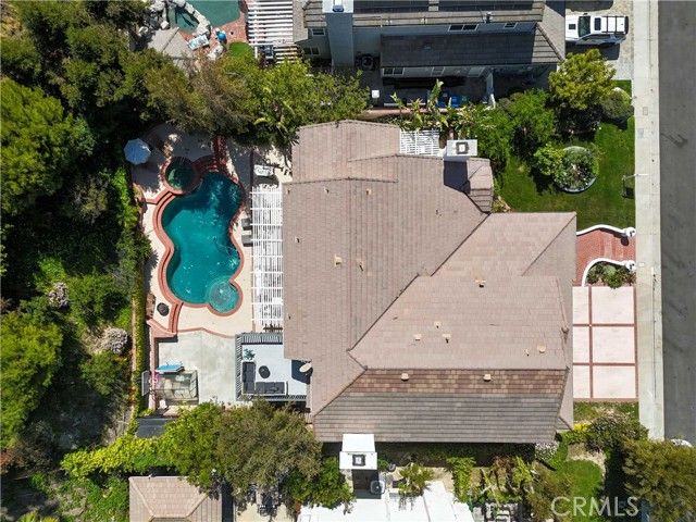 7600 Southby, West Hills (los Angeles), CA 91304