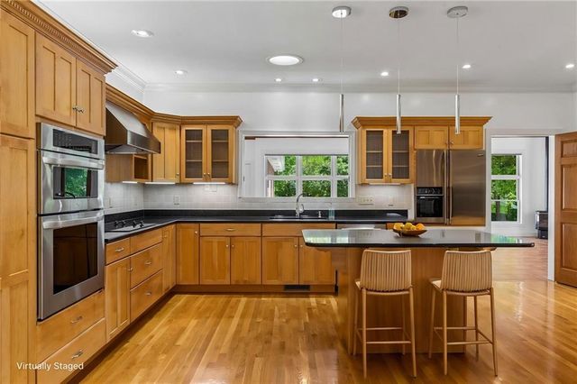 1601 Lynn Road, Excelsior Springs, MO 64024
