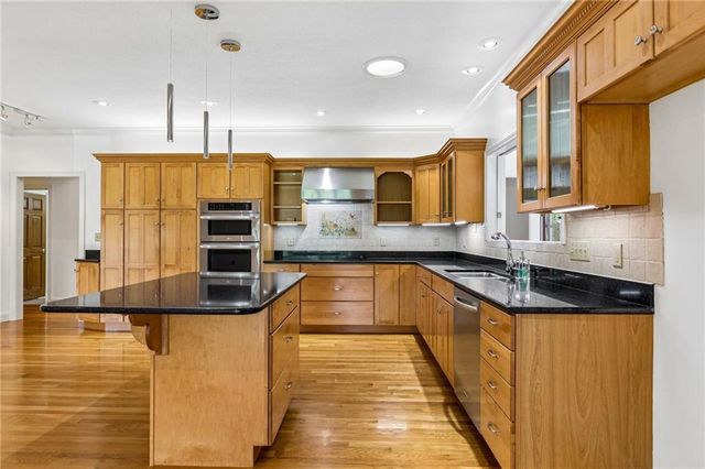 1601 Lynn Road, Excelsior Springs, MO 64024